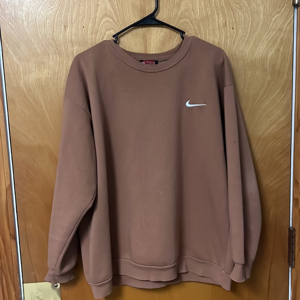 Nike sweatshirt.
